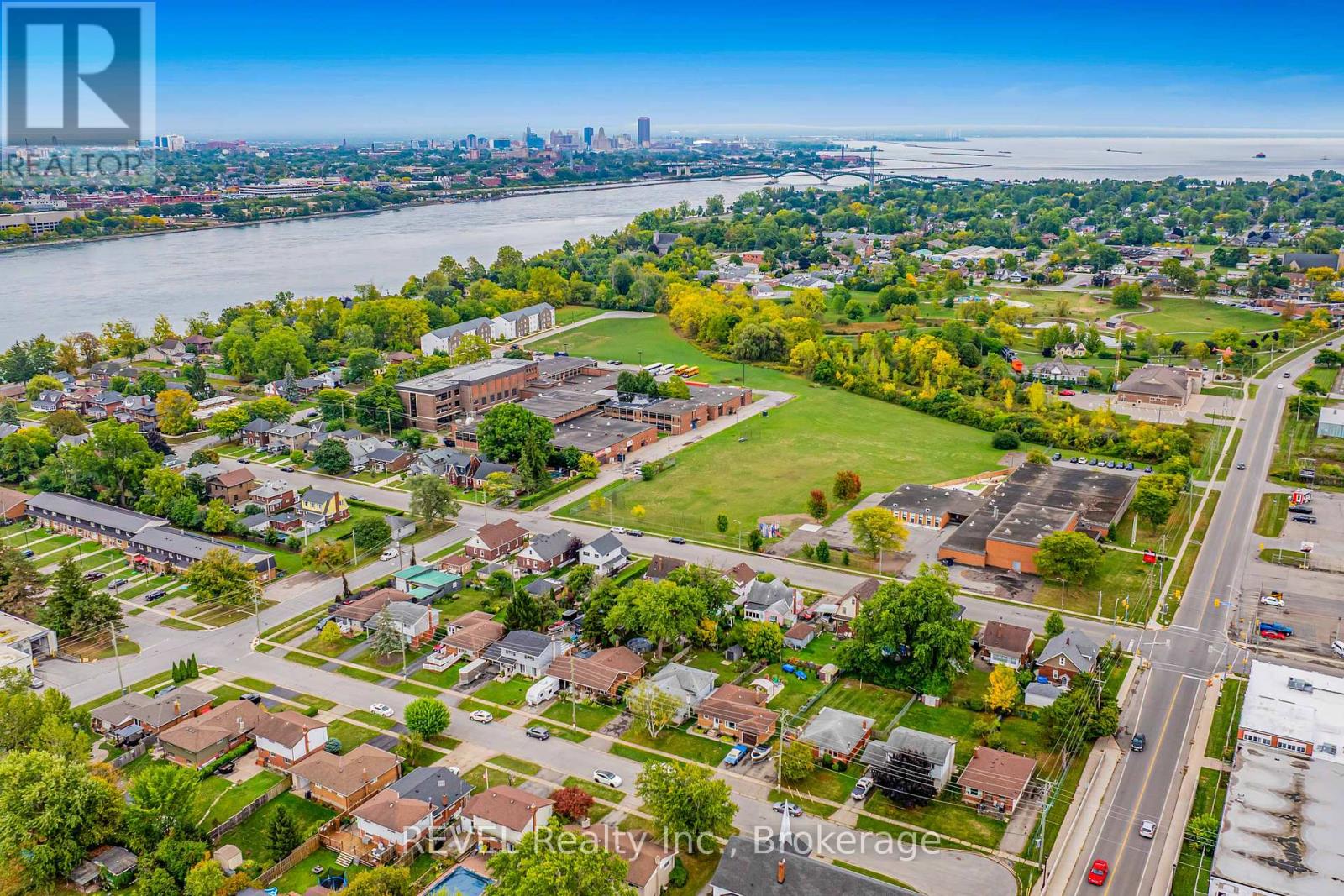 43 Bowden Street, Fort Erie, Ontario  L2A 2P5 - Photo 28 - X12428166
