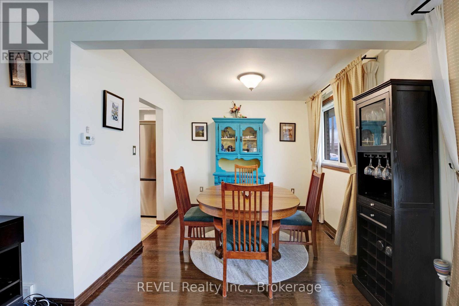 43 Bowden Street, Fort Erie, Ontario  L2A 2P5 - Photo 7 - X12428166