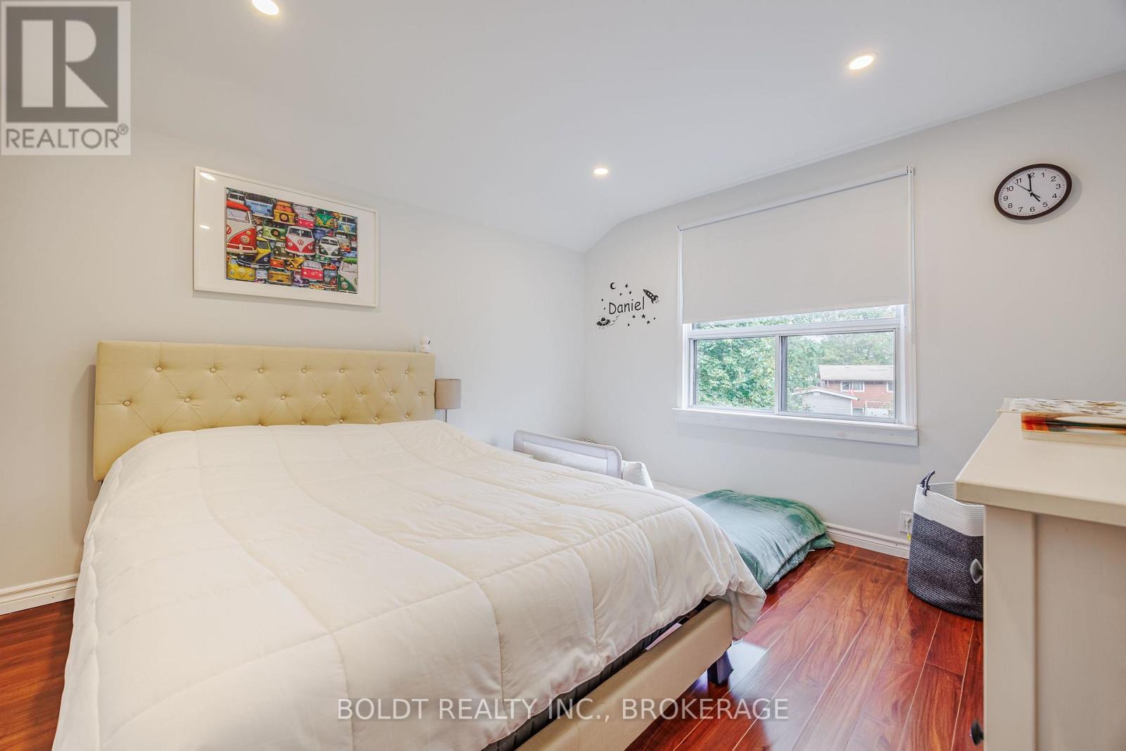 720 Niagara Street, St. Catharines (Bunting/linwell), Ontario  L2M 3R9 - Photo 16 - X12428234