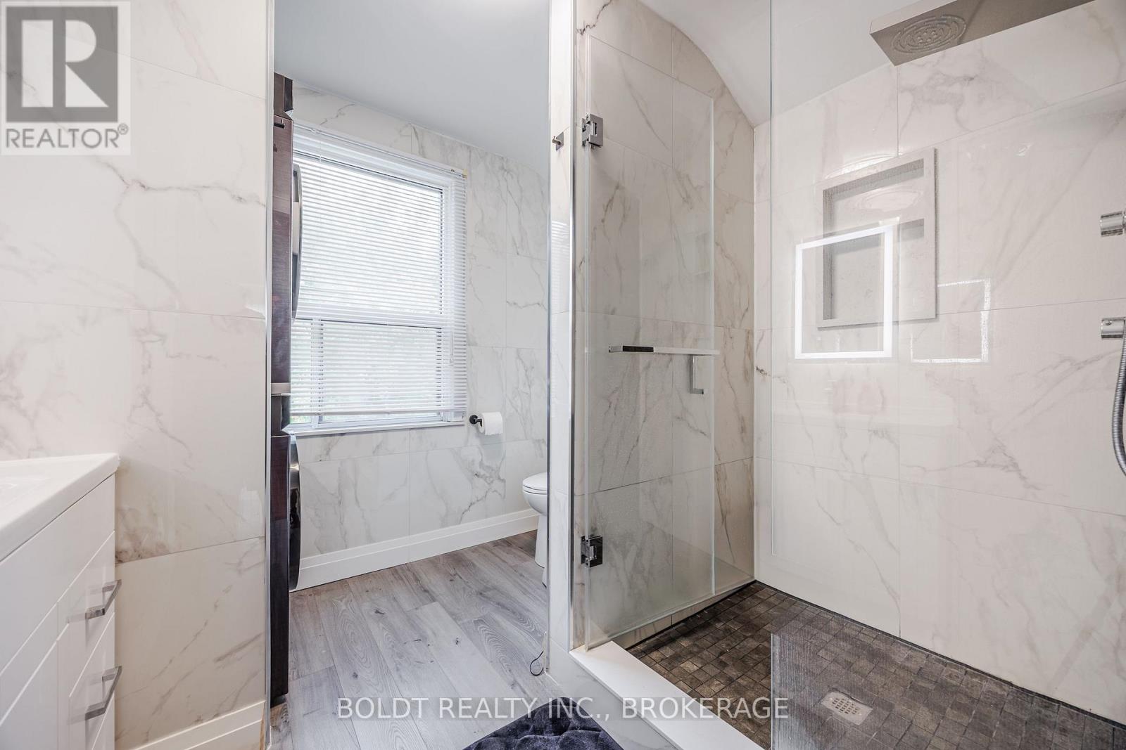 720 Niagara Street, St. Catharines (Bunting/linwell), Ontario  L2M 3R9 - Photo 17 - X12428234