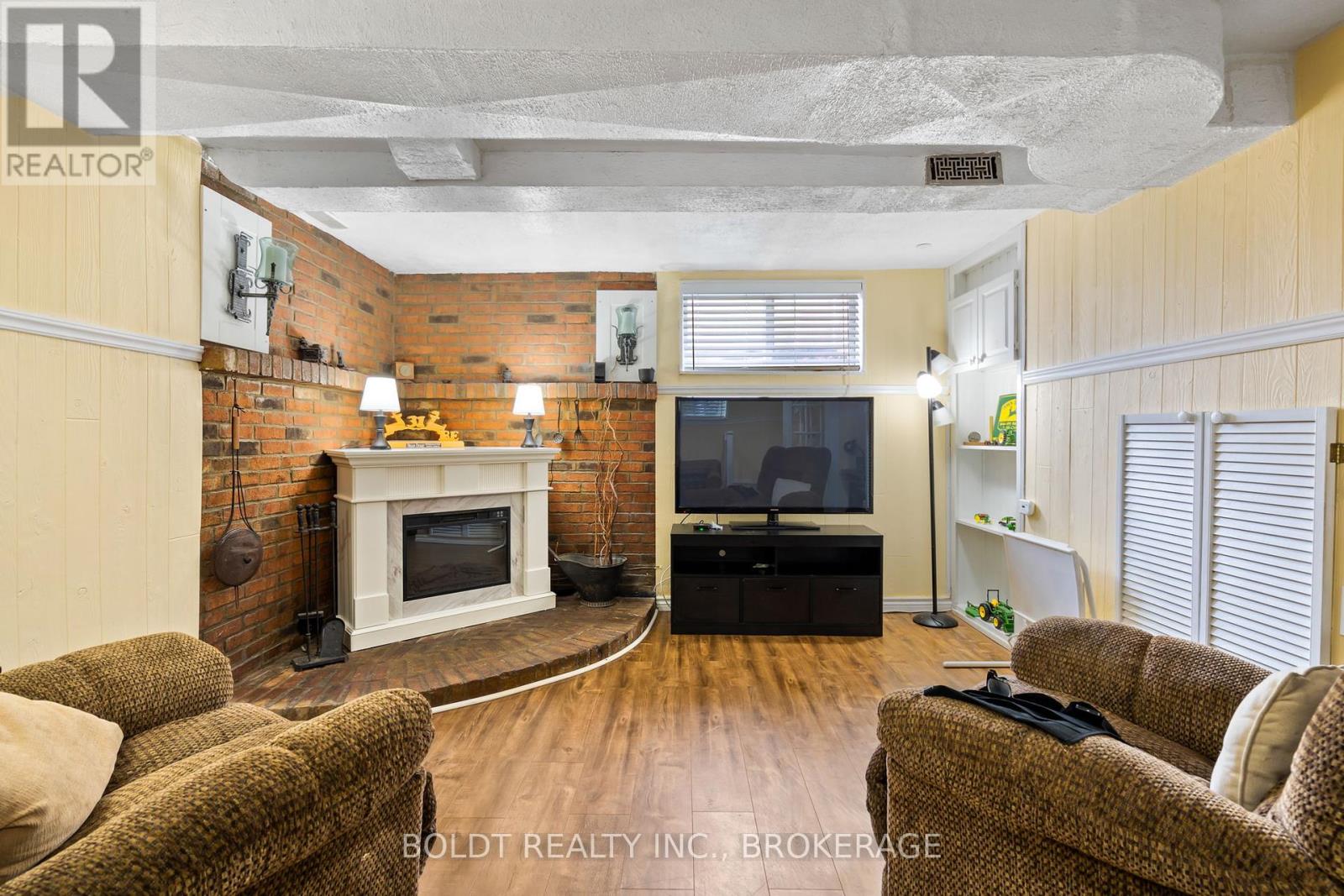 720 Niagara Street, St. Catharines (Bunting/linwell), Ontario  L2M 3R9 - Photo 25 - X12428234