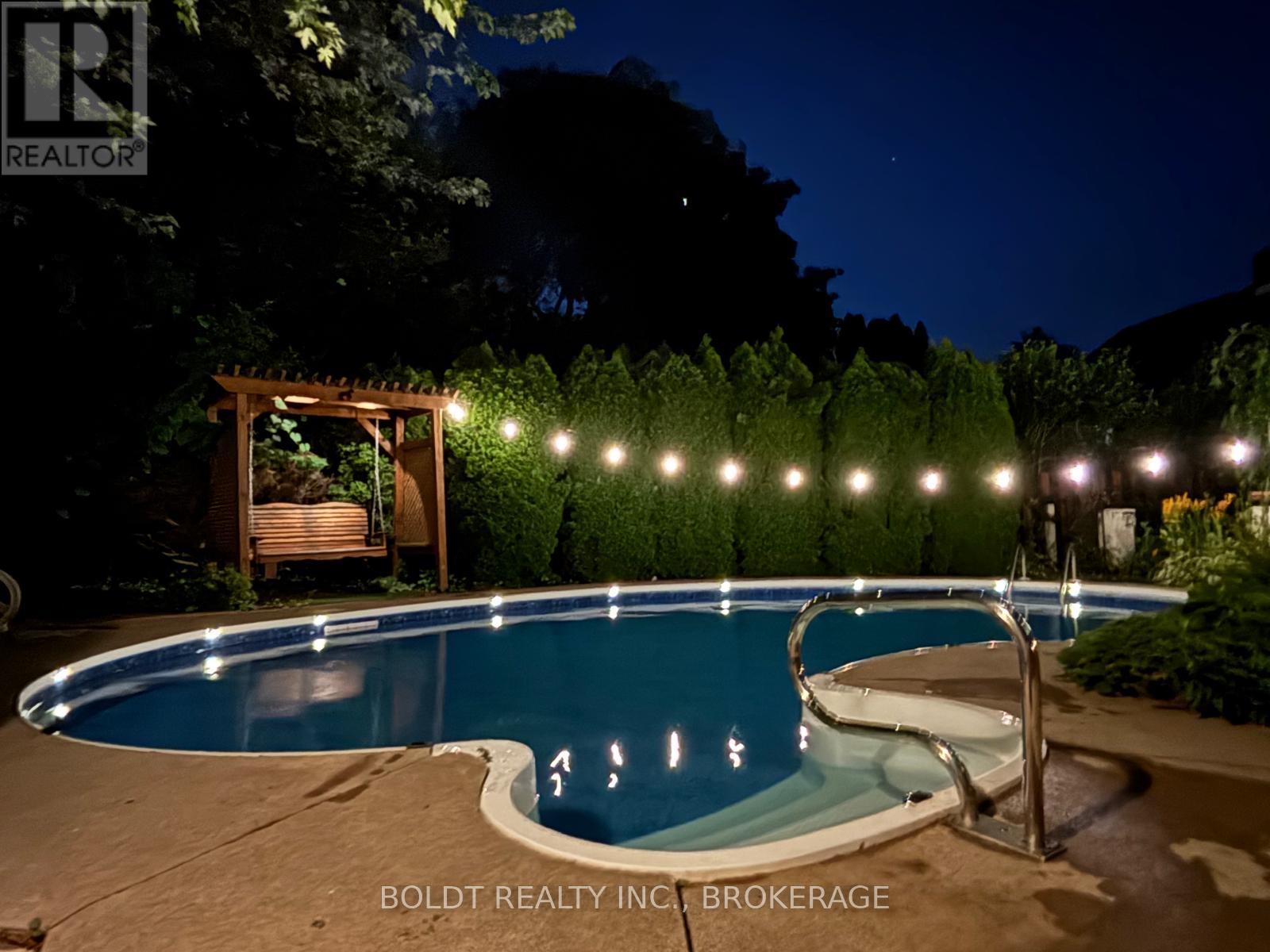 720 Niagara Street, St. Catharines (Bunting/linwell), Ontario  L2M 3R9 - Photo 30 - X12428234