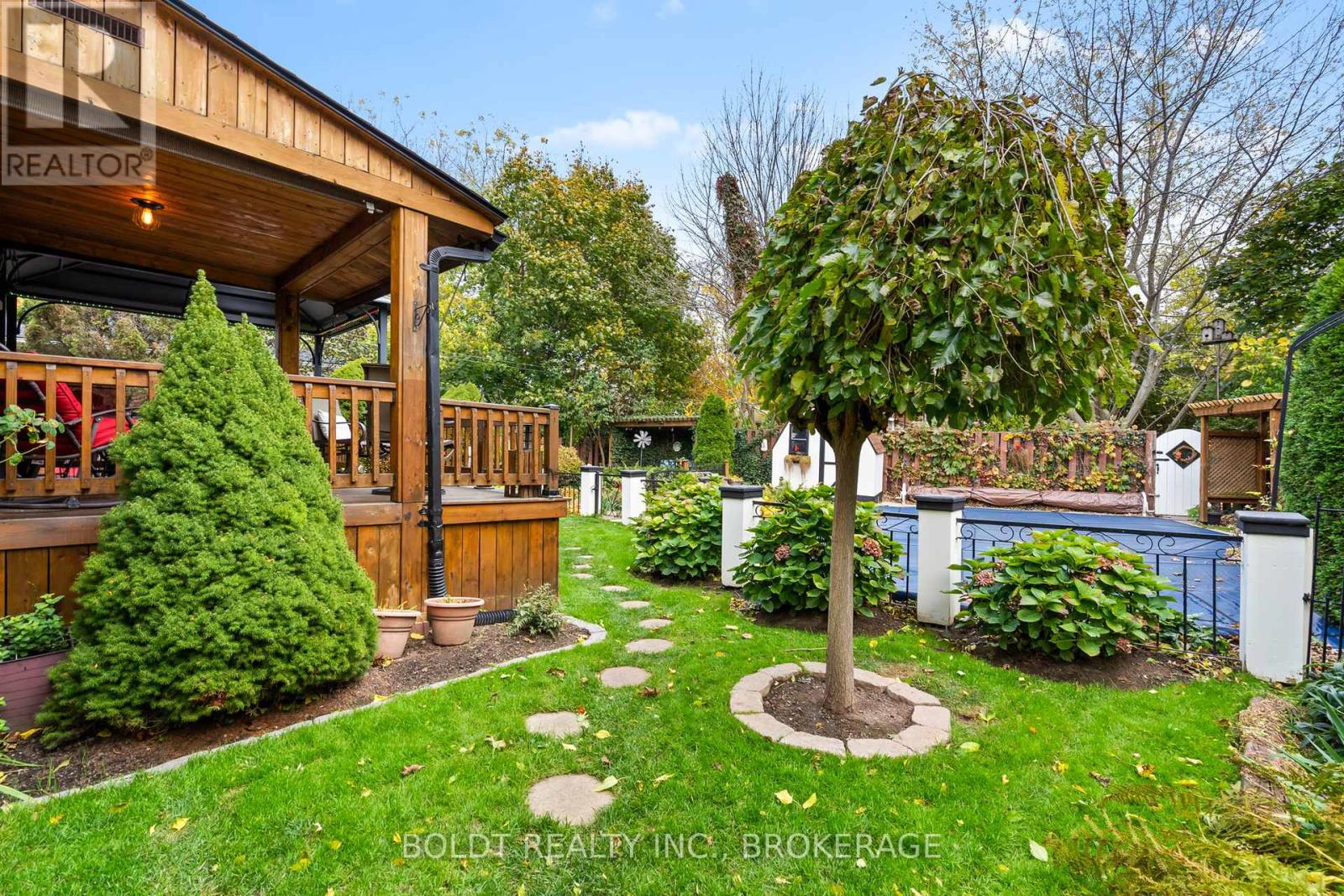 720 Niagara Street, St. Catharines (Bunting/linwell), Ontario  L2M 3R9 - Photo 34 - X12428234
