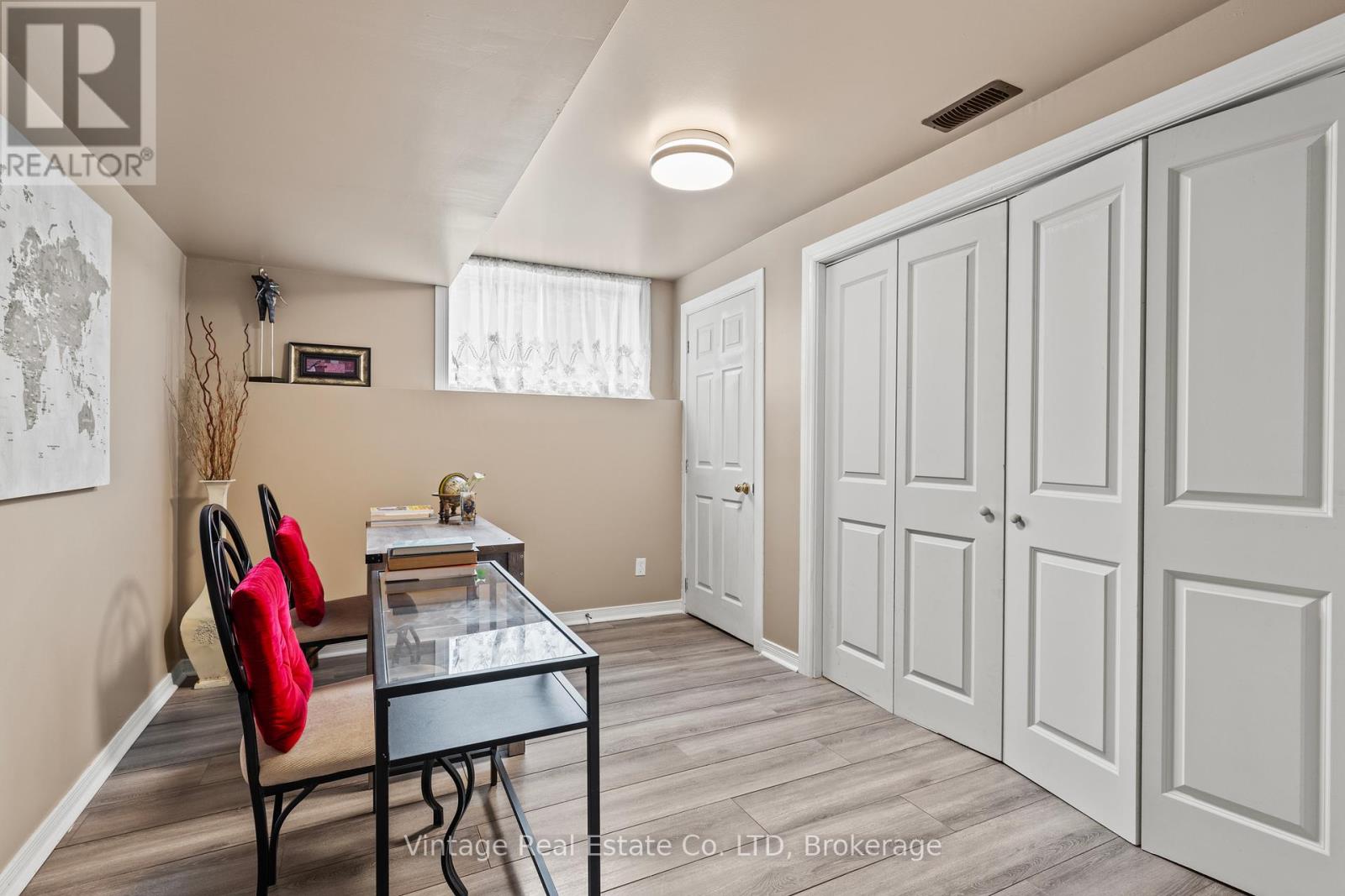 278 Oakcrest Avenue, Welland (West Welland), Ontario  L3C 7K3 - Photo 26 - X12428305