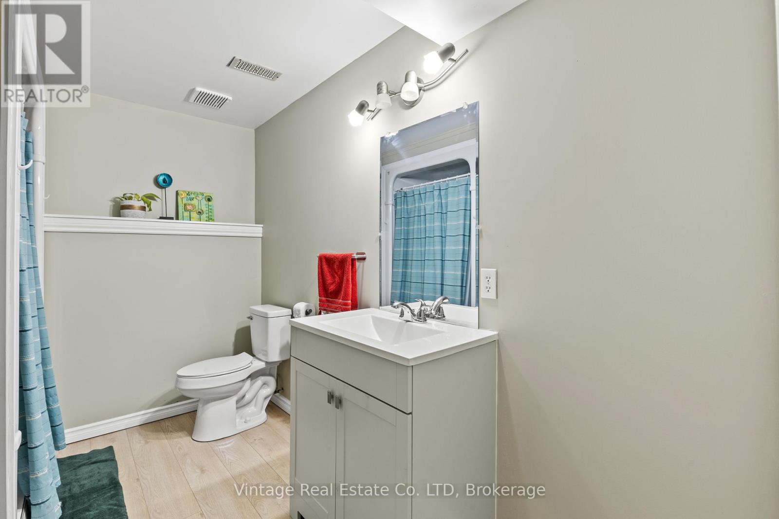 278 Oakcrest Avenue, Welland (West Welland), Ontario  L3C 7K3 - Photo 27 - X12428305