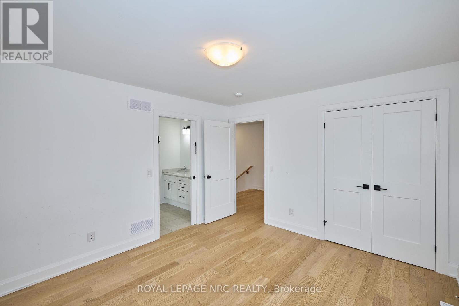 159 Hodgkins Avenue, Thorold, Ontario  L2V 0M6 - Photo 21 - X12428307