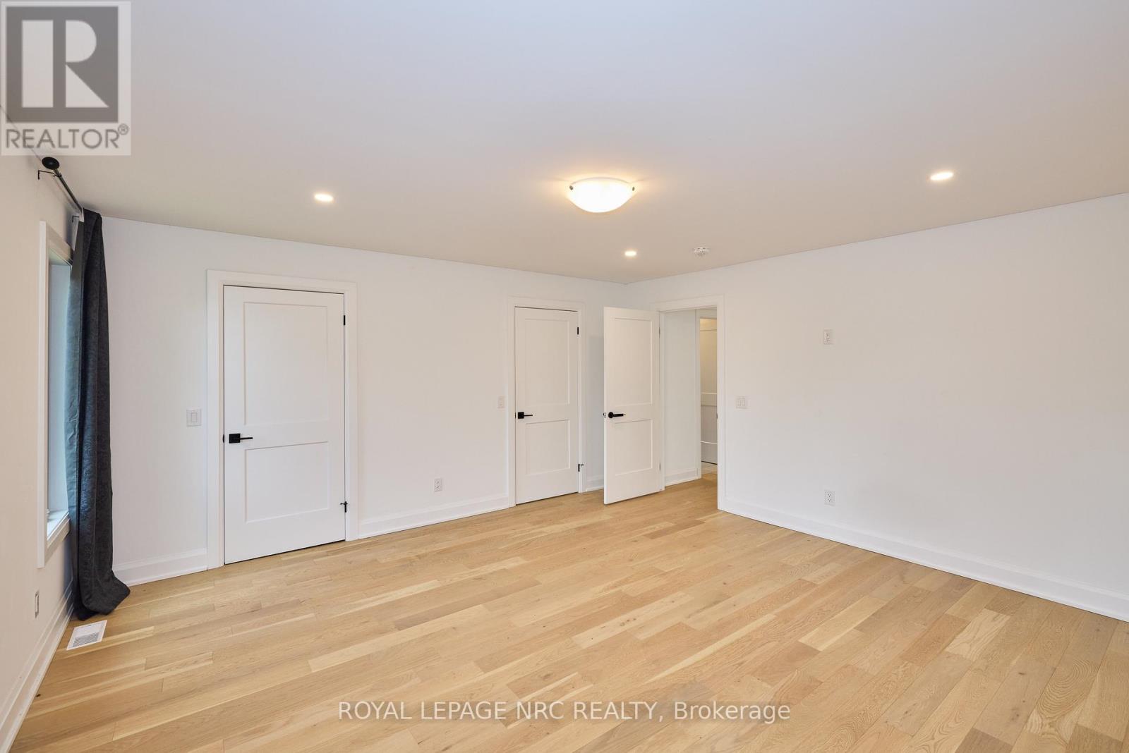 159 Hodgkins Avenue, Thorold, Ontario  L2V 0M6 - Photo 31 - X12428307