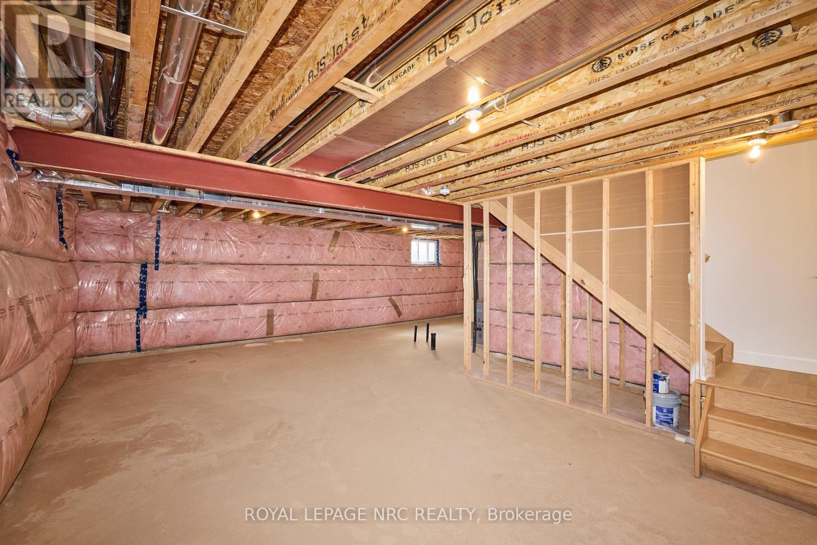 159 Hodgkins Avenue, Thorold, Ontario  L2V 0M6 - Photo 36 - X12428307