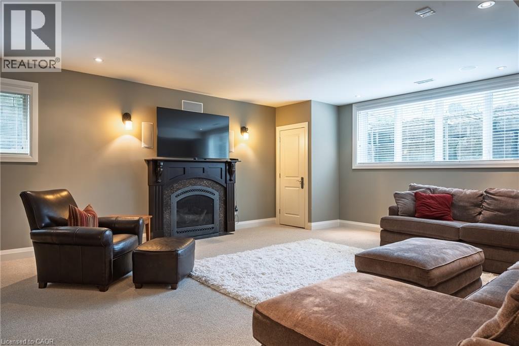 209 Donessle Drive, Oakville, Ontario  L6J 3Y7 - Photo 32 - 40773889