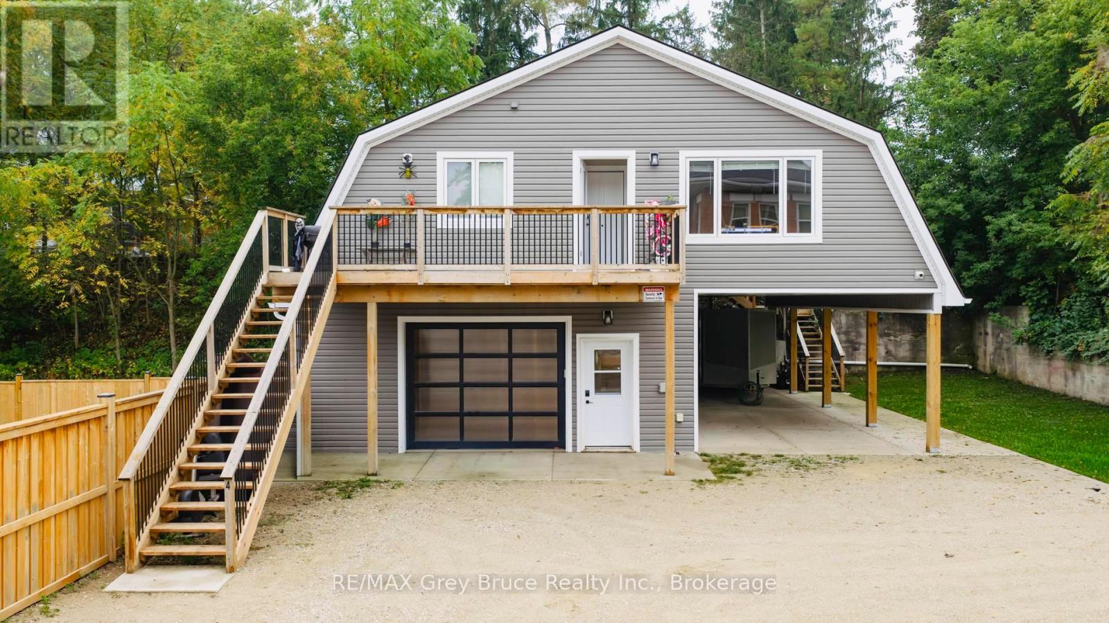 289 9th Street, Hanover, Ontario  N4N 1L3 - Photo 13 - X12428184