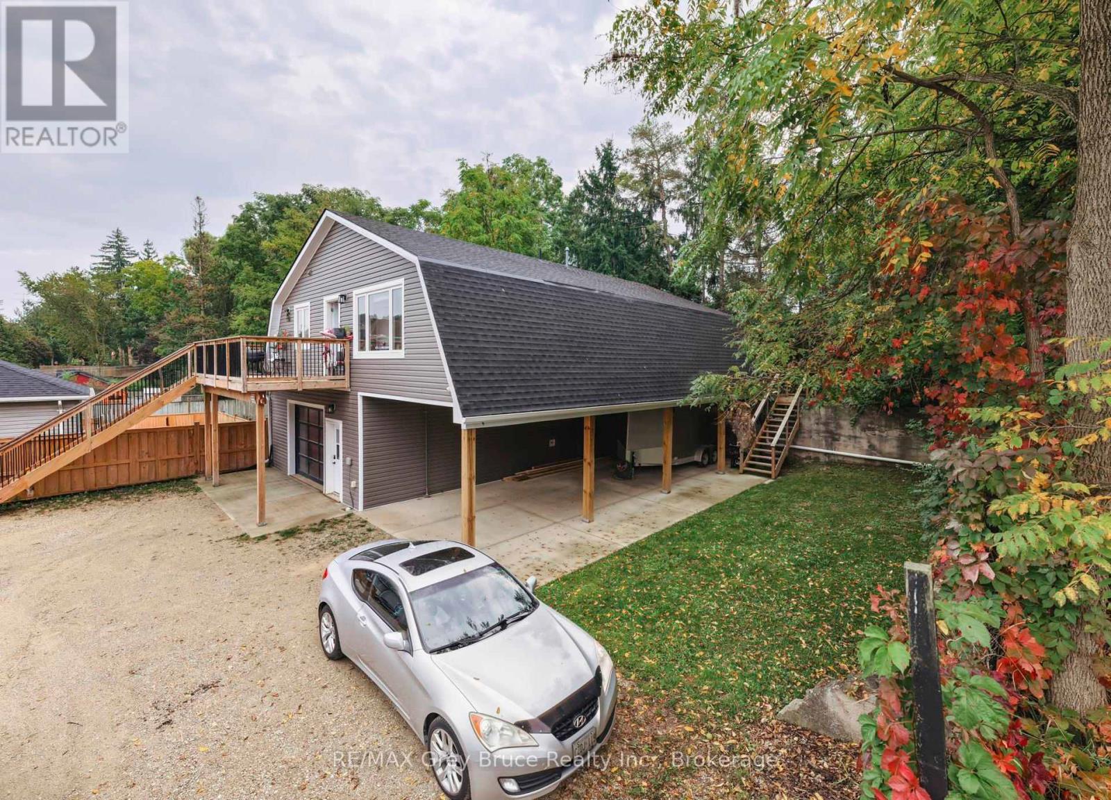 289 9th Street, Hanover, Ontario  N4N 1L3 - Photo 14 - X12428184