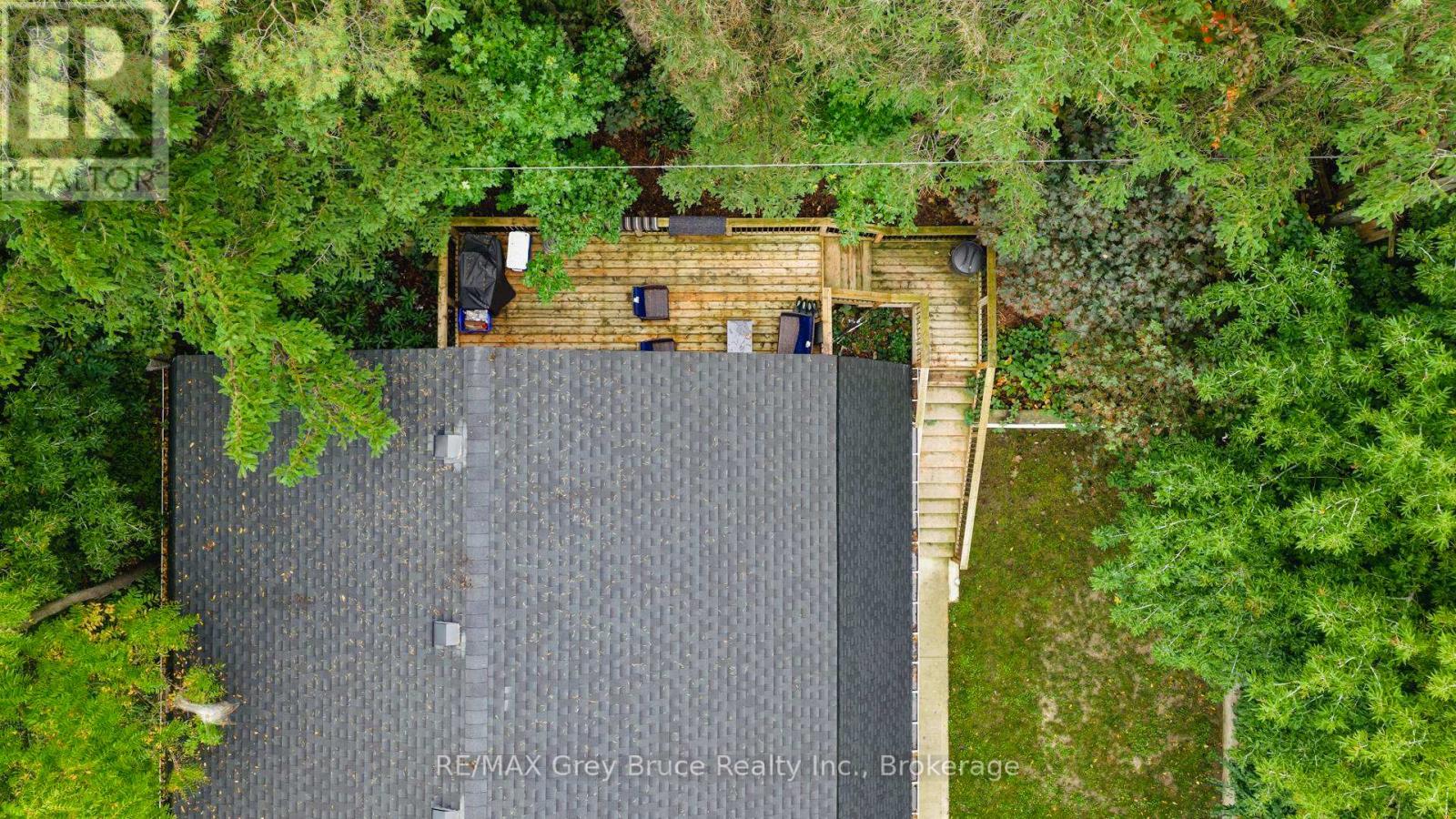 289 9th Street, Hanover, Ontario  N4N 1L3 - Photo 17 - X12428184
