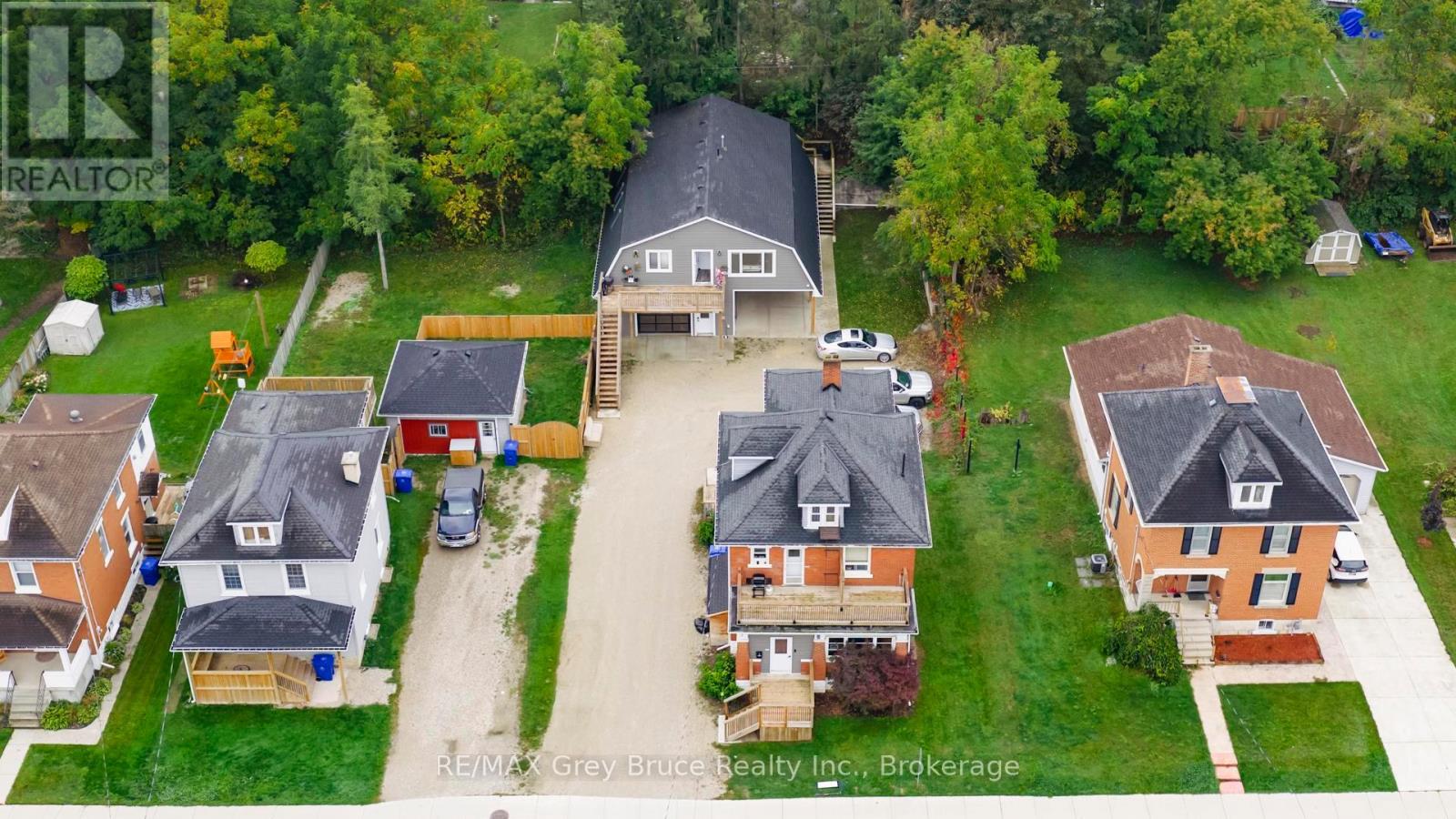 289 9th Street, Hanover, Ontario  N4N 1L3 - Photo 19 - X12428184