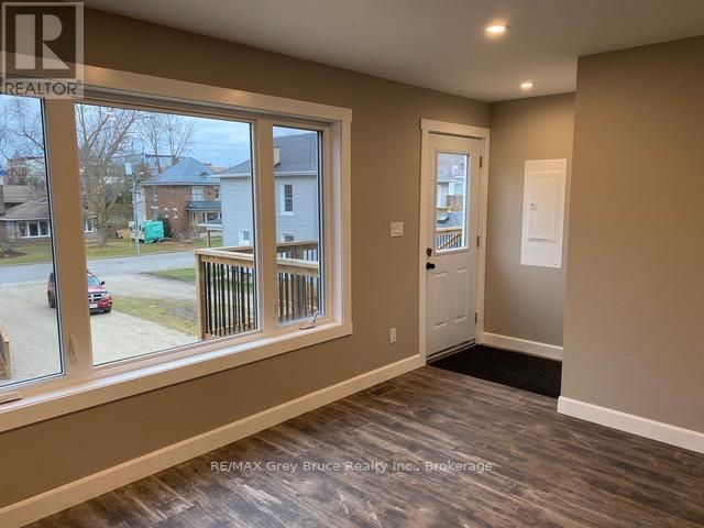 289 9th Street, Hanover, Ontario  N4N 1L3 - Photo 21 - X12428184
