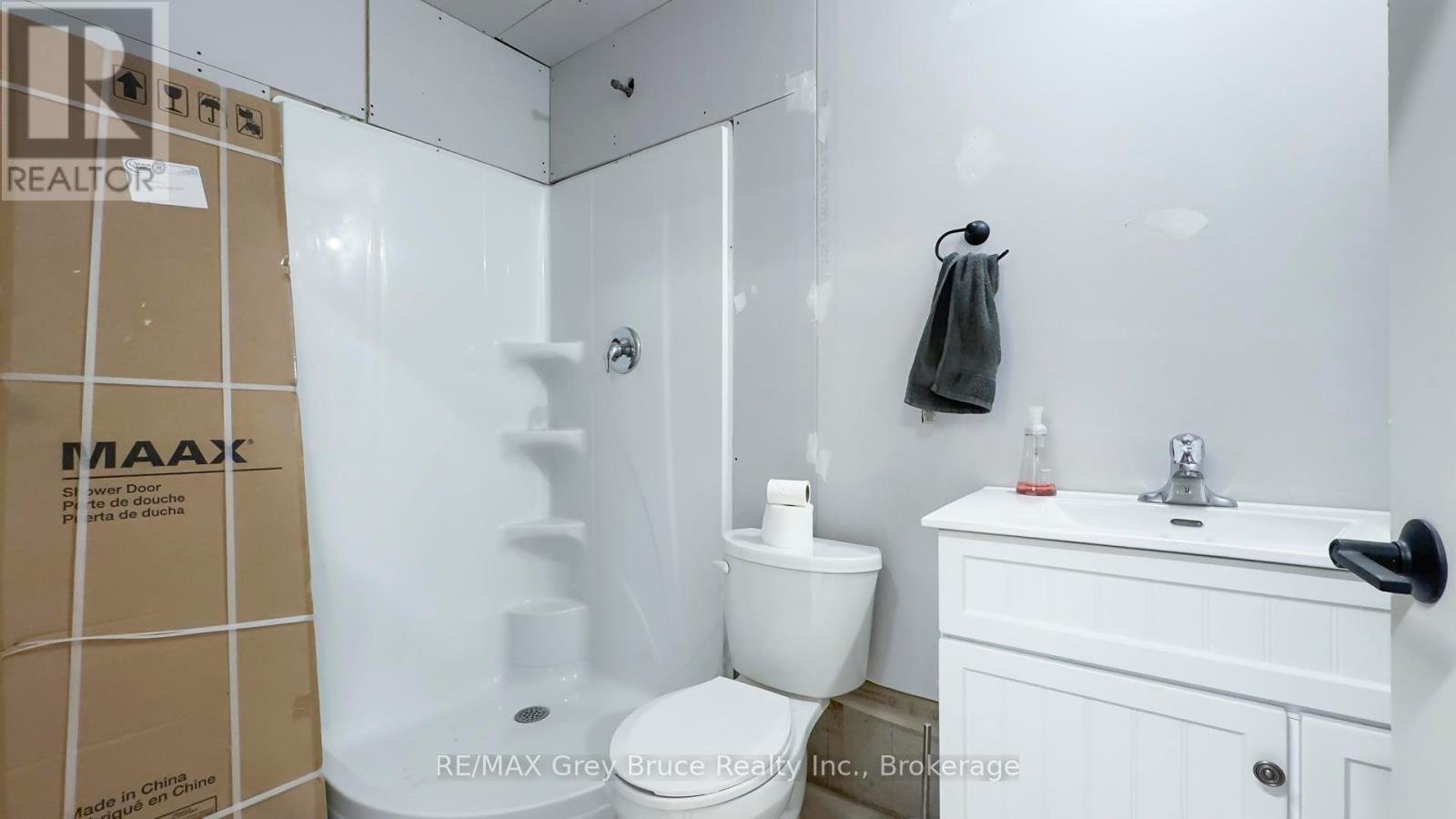 289 9th Street, Hanover, Ontario  N4N 1L3 - Photo 36 - X12428184
