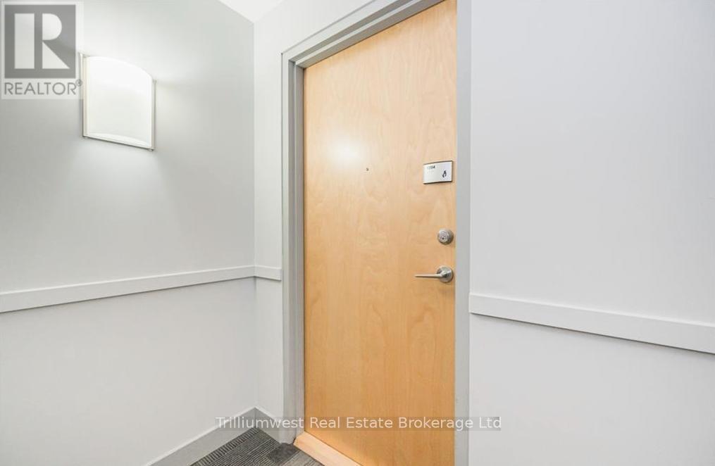 1 Victoria Street, Kitchener, Ontario  N2G 1C2 - Photo 14 - X12428272