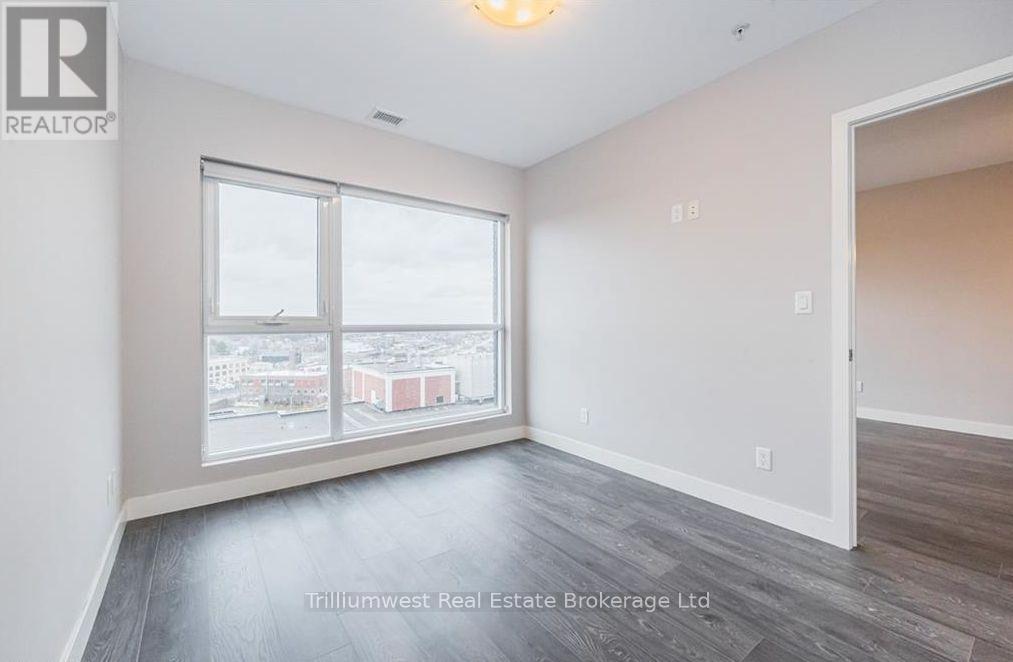1 Victoria Street, Kitchener, Ontario  N2G 1C2 - Photo 8 - X12428272