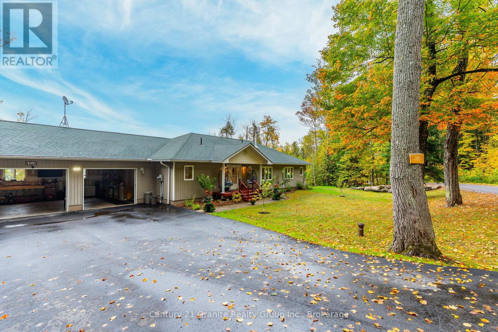 1246 Grace River Road, Dysart Et Al, Ontario  K0L 1M1 - Photo 3 - X12428297