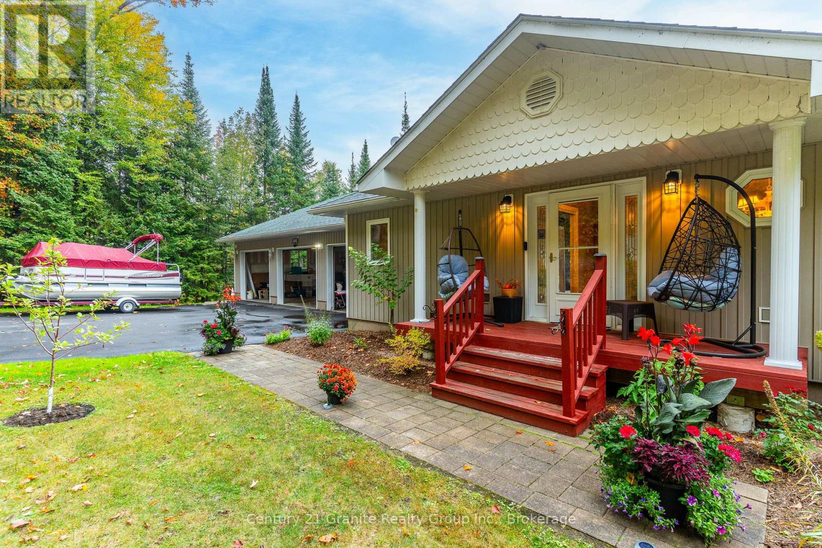 1246 Grace River Road, Dysart Et Al, Ontario  K0L 1M1 - Photo 4 - X12428297