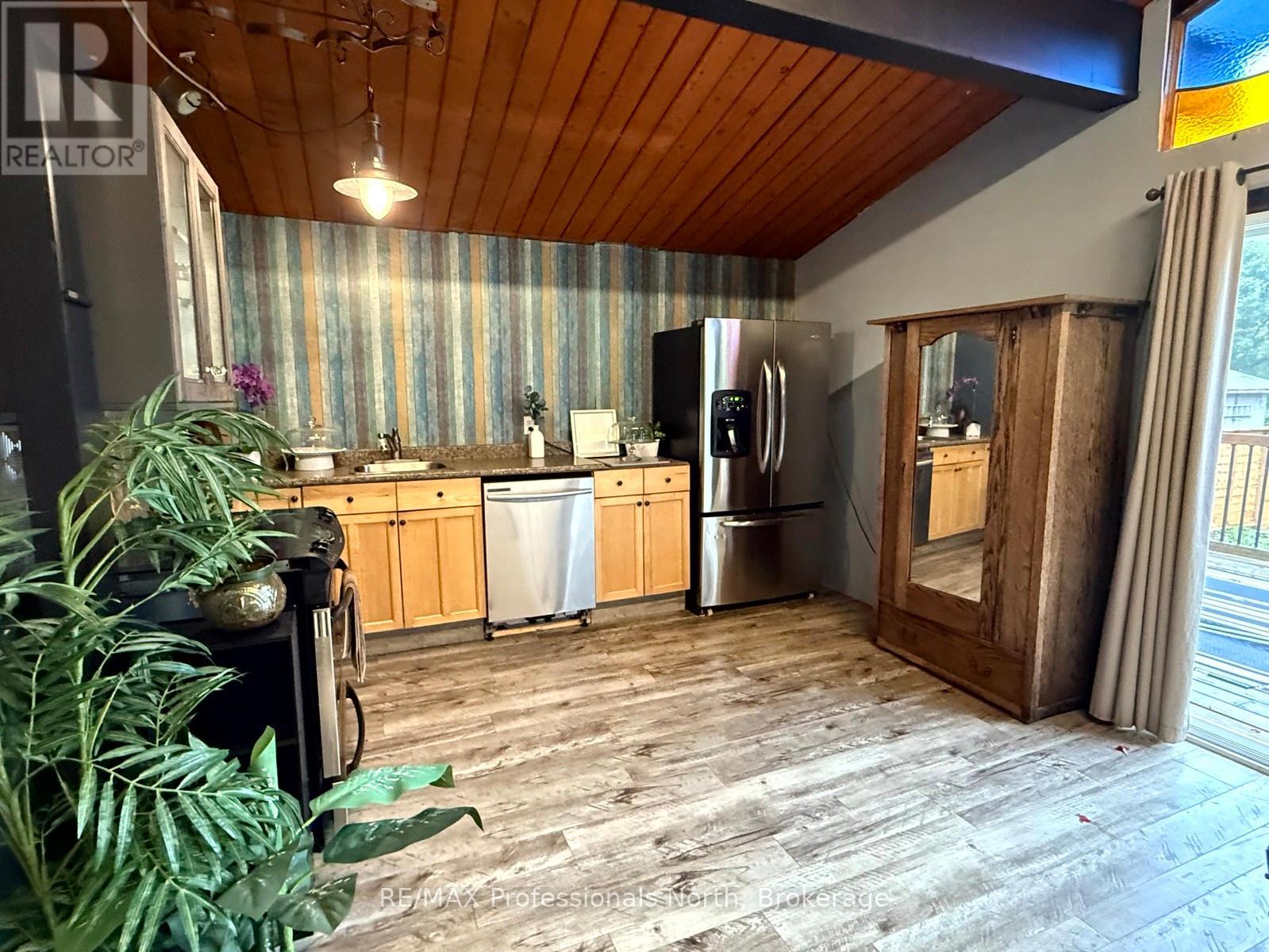 2307 Loop Road, Highlands East, Ontario  K0L 3C0 - Photo 13 - X12428309