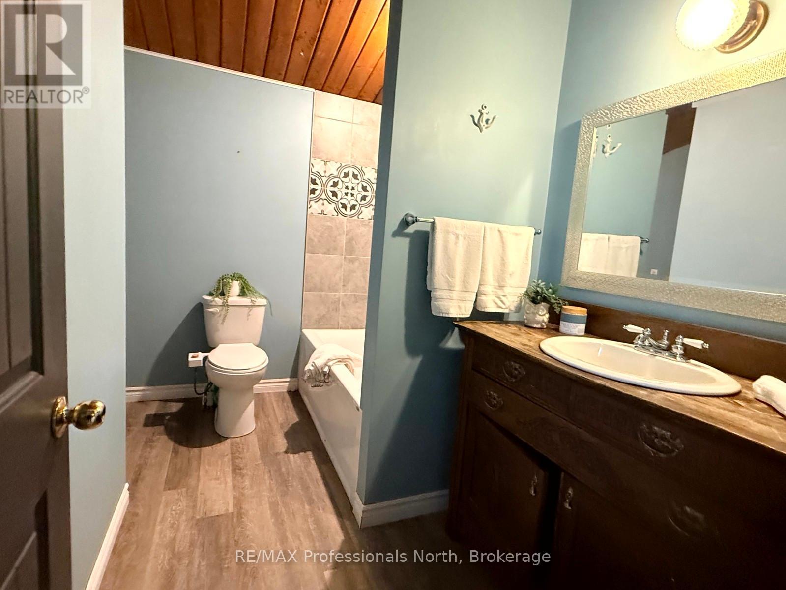 2307 Loop Road, Highlands East, Ontario  K0L 3C0 - Photo 16 - X12428309
