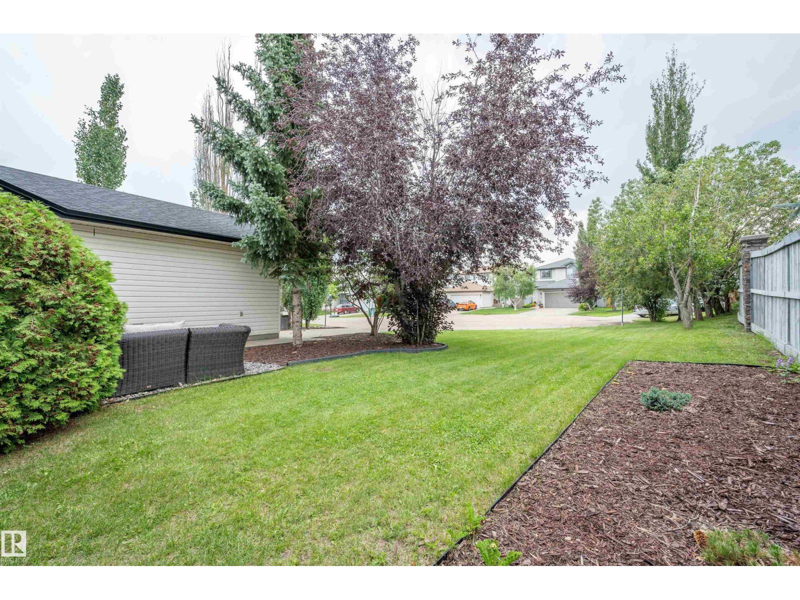34 Foxboro Cl, Sherwood Park, Alberta  T8A 6C1 - Photo 9 - E4459616