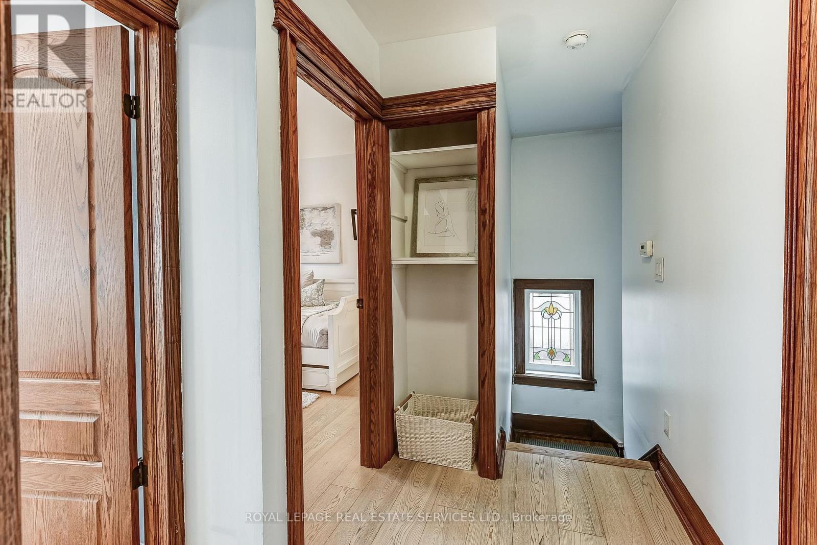 16 Larkin Avenue, Toronto, Ontario  M6S 1L8 - Photo 34 - W12428092
