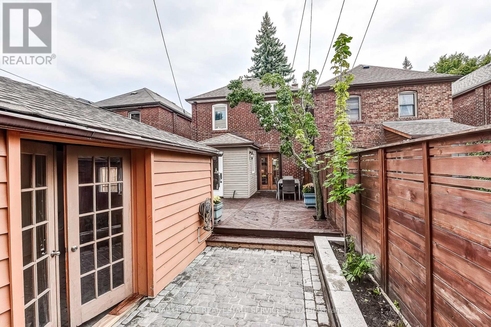 16 Larkin Avenue, Toronto, Ontario  M6S 1L8 - Photo 48 - W12428092