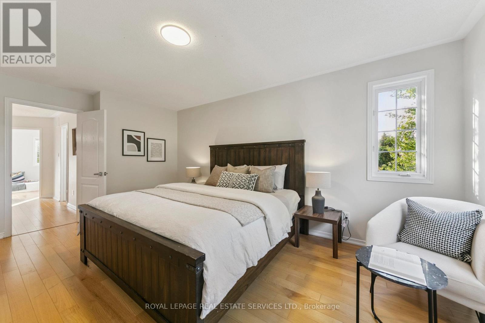 2193 Shorncliffe Boulevard, Oakville, Ontario  L6M 3X2 - Photo 24 - W12428100