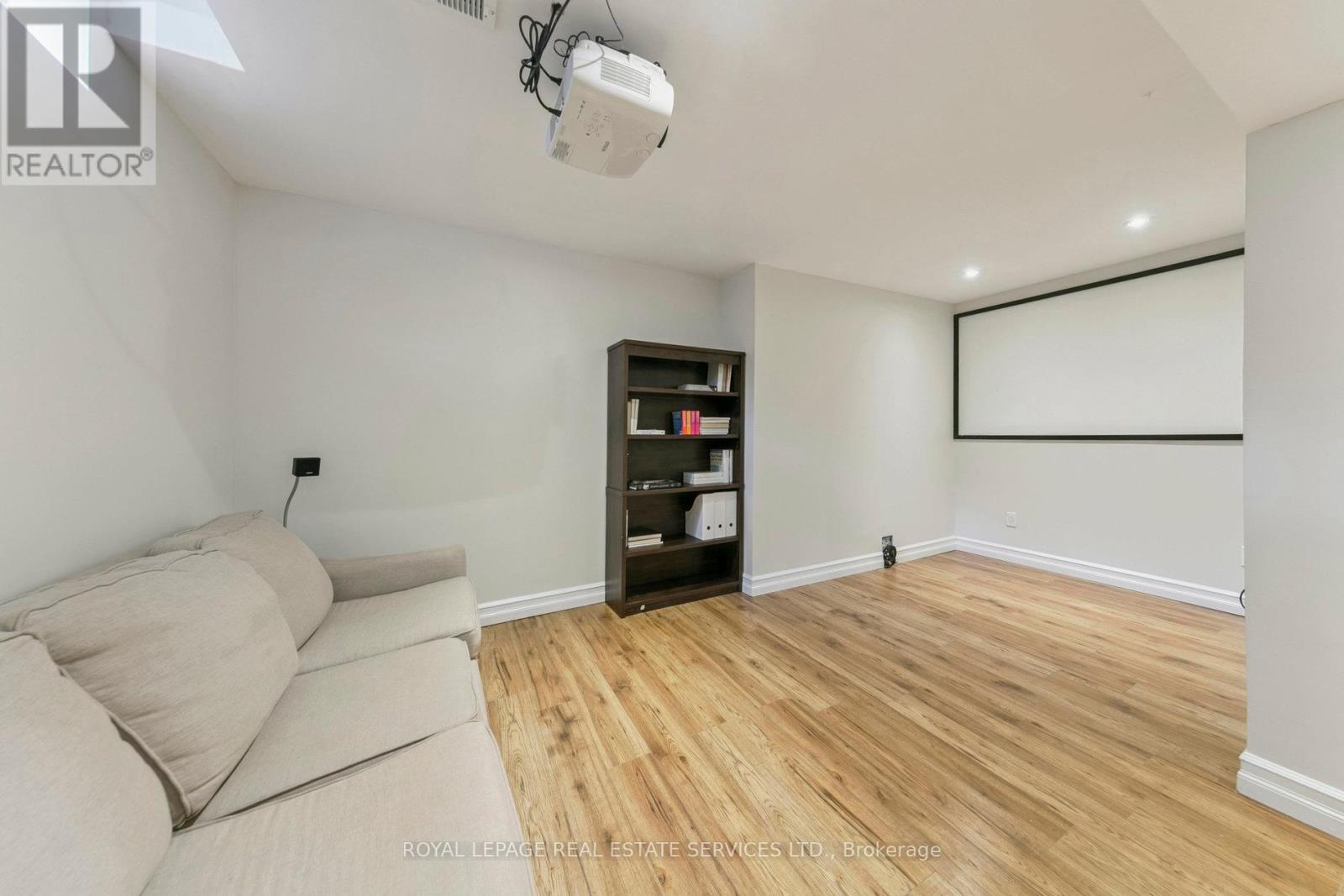 2193 Shorncliffe Boulevard, Oakville, Ontario  L6M 3X2 - Photo 27 - W12428100