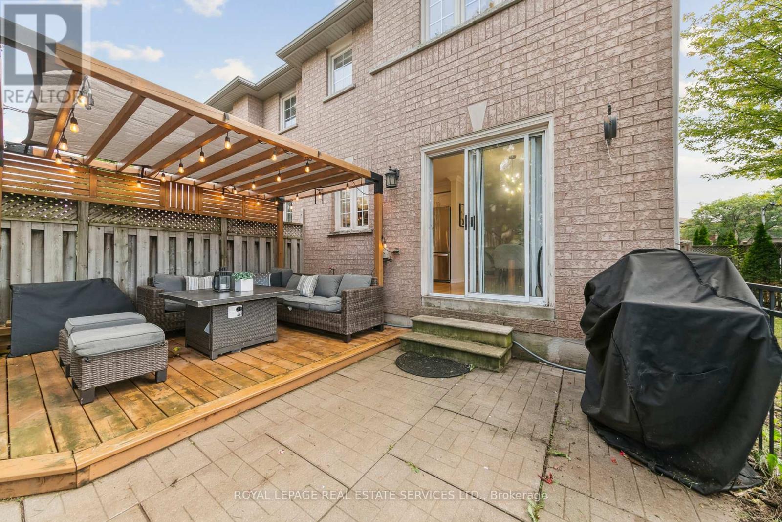 2193 Shorncliffe Boulevard, Oakville, Ontario  L6M 3X2 - Photo 35 - W12428100