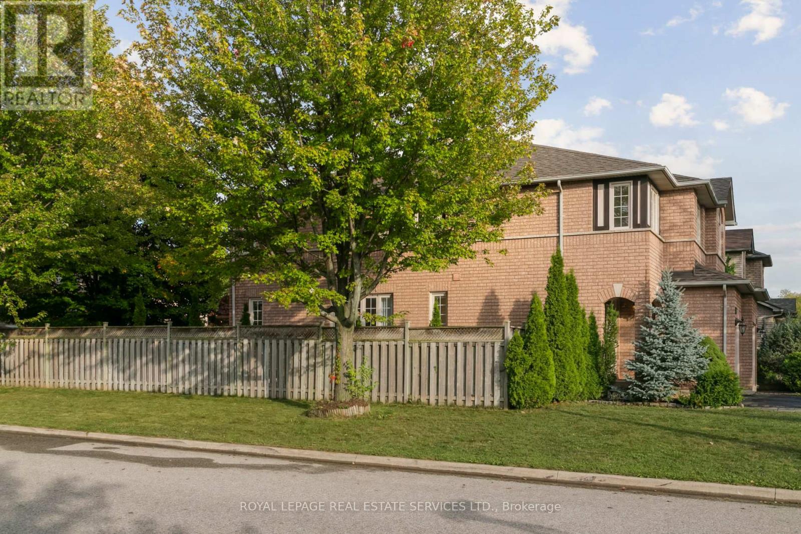 2193 Shorncliffe Boulevard, Oakville, Ontario  L6M 3X2 - Photo 36 - W12428100