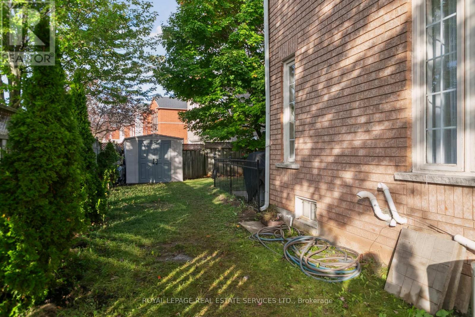 2193 Shorncliffe Boulevard, Oakville, Ontario  L6M 3X2 - Photo 38 - W12428100