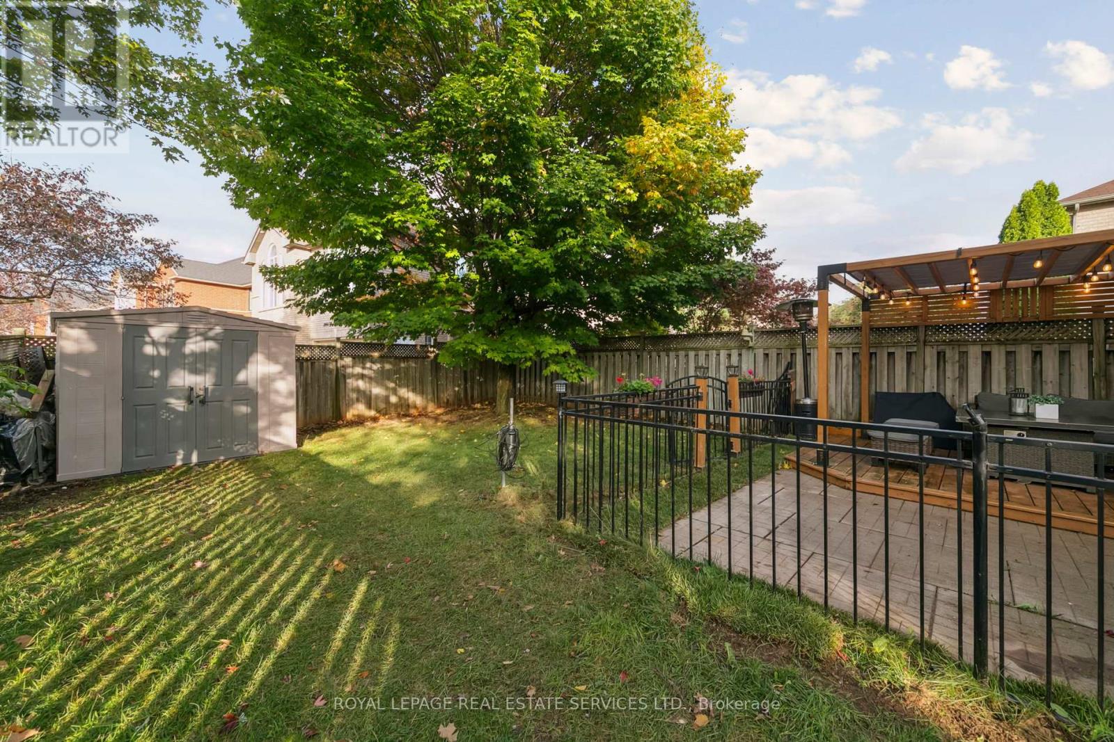 2193 Shorncliffe Boulevard, Oakville, Ontario  L6M 3X2 - Photo 39 - W12428100