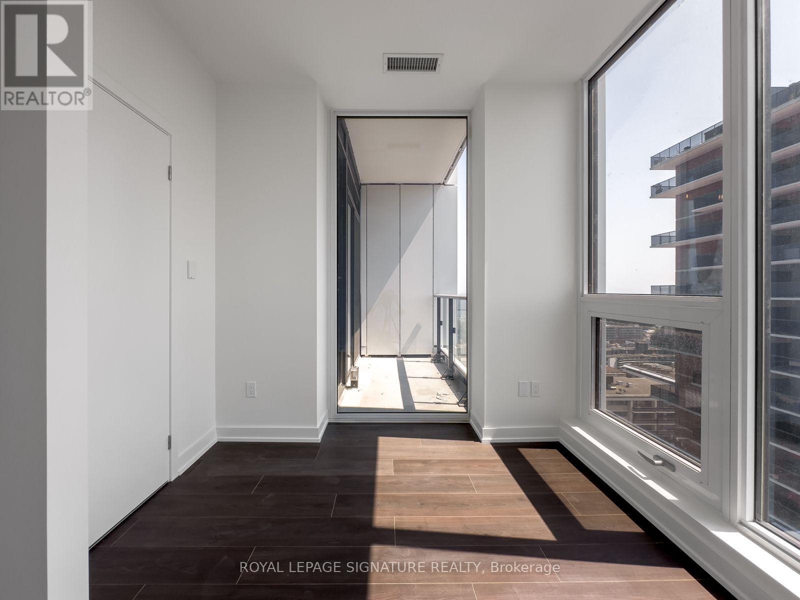 1803 - 28 Ann Street, Mississauga, Ontario  L5G 0E1 - Photo 13 - W12428123