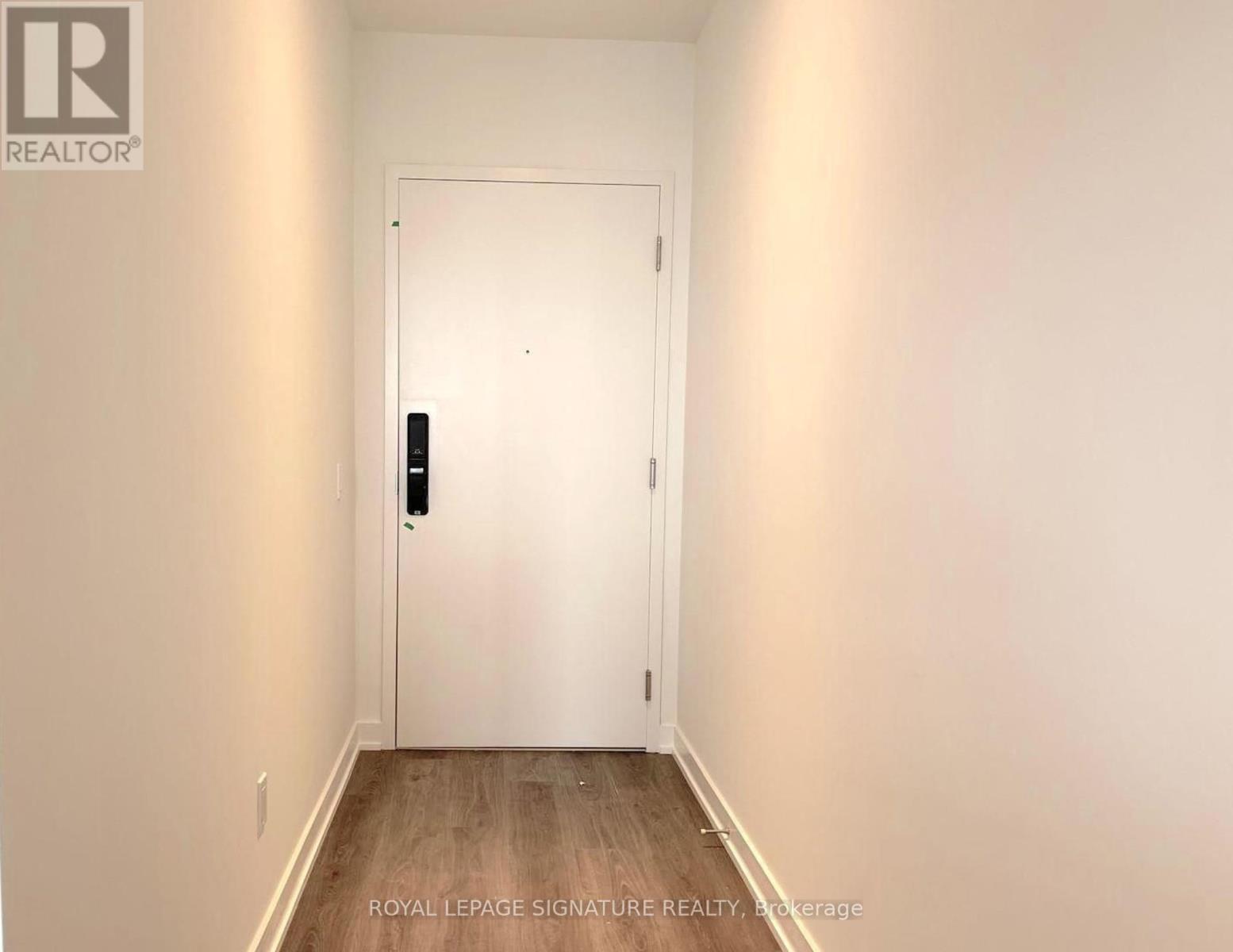 1803 - 28 Ann Street, Mississauga, Ontario  L5G 0E1 - Photo 4 - W12428123