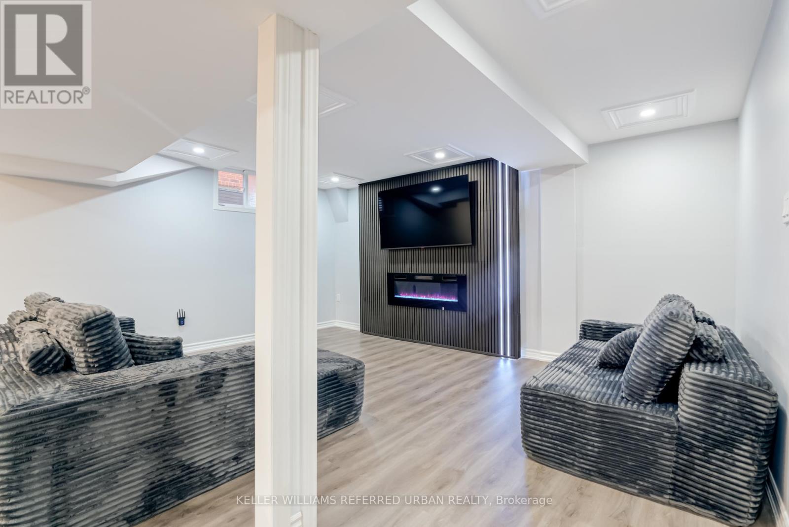 Basement - 1142 Jonathan Drive, Oakville, Ontario  L6J 7J3 - Photo 9 - W12428126