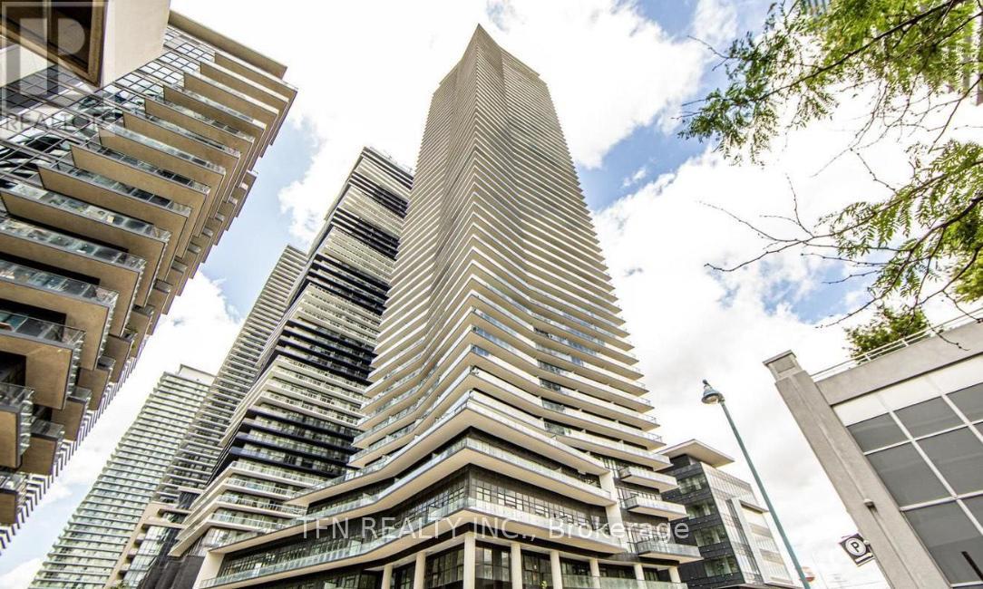 411 - 38 ANNIE CRAIG DRIVE, Toronto, Ontario
