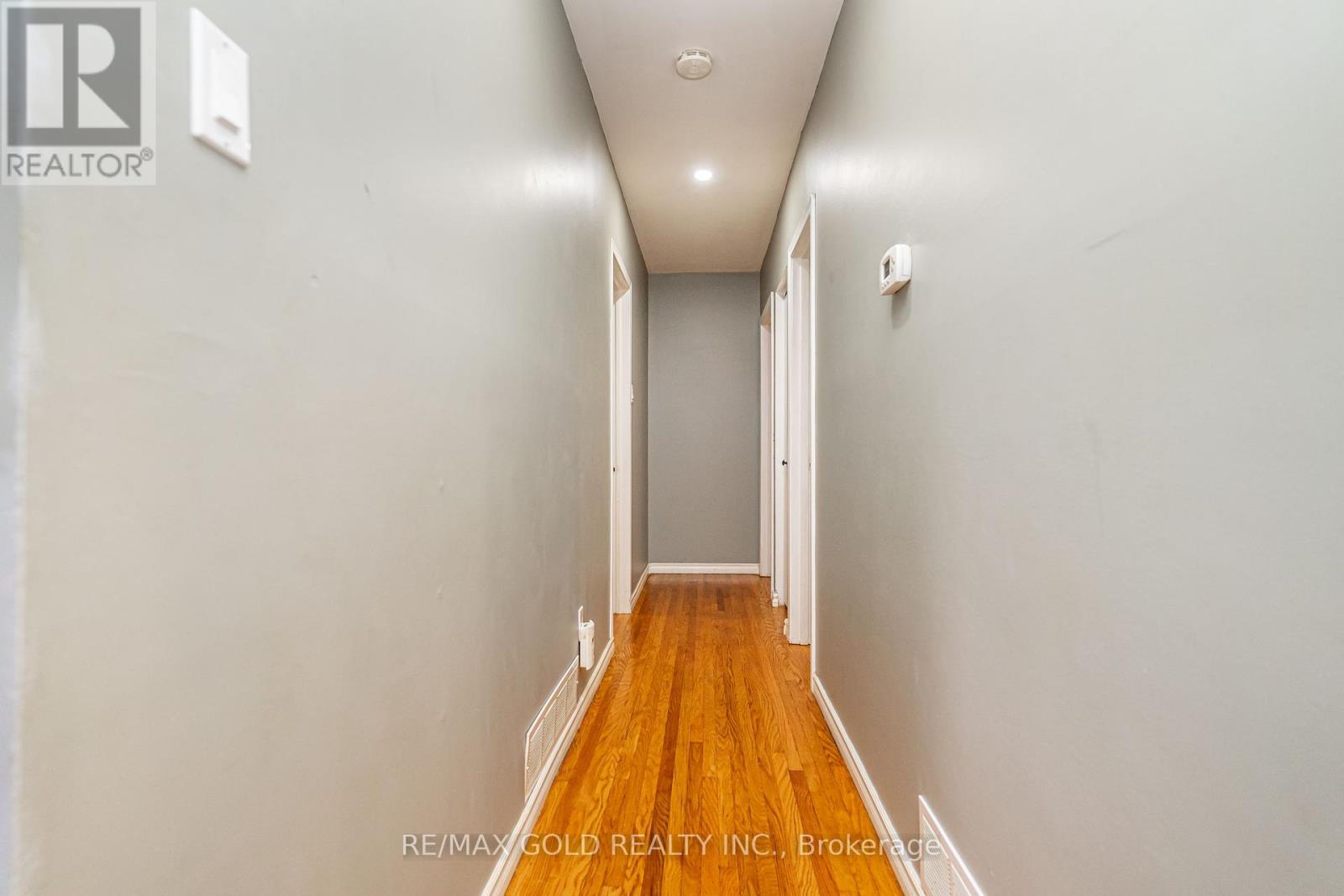 41 Aberdeen Crescent, Brampton, Ontario  L6T 2P8 - Photo 16 - W12428144