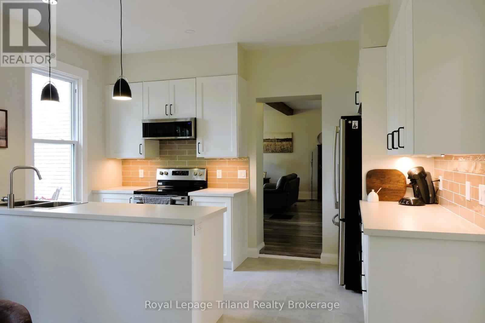 641 Main Street N, Norwich, Ontario  N0J 1C0 - Photo 7 - X12428291