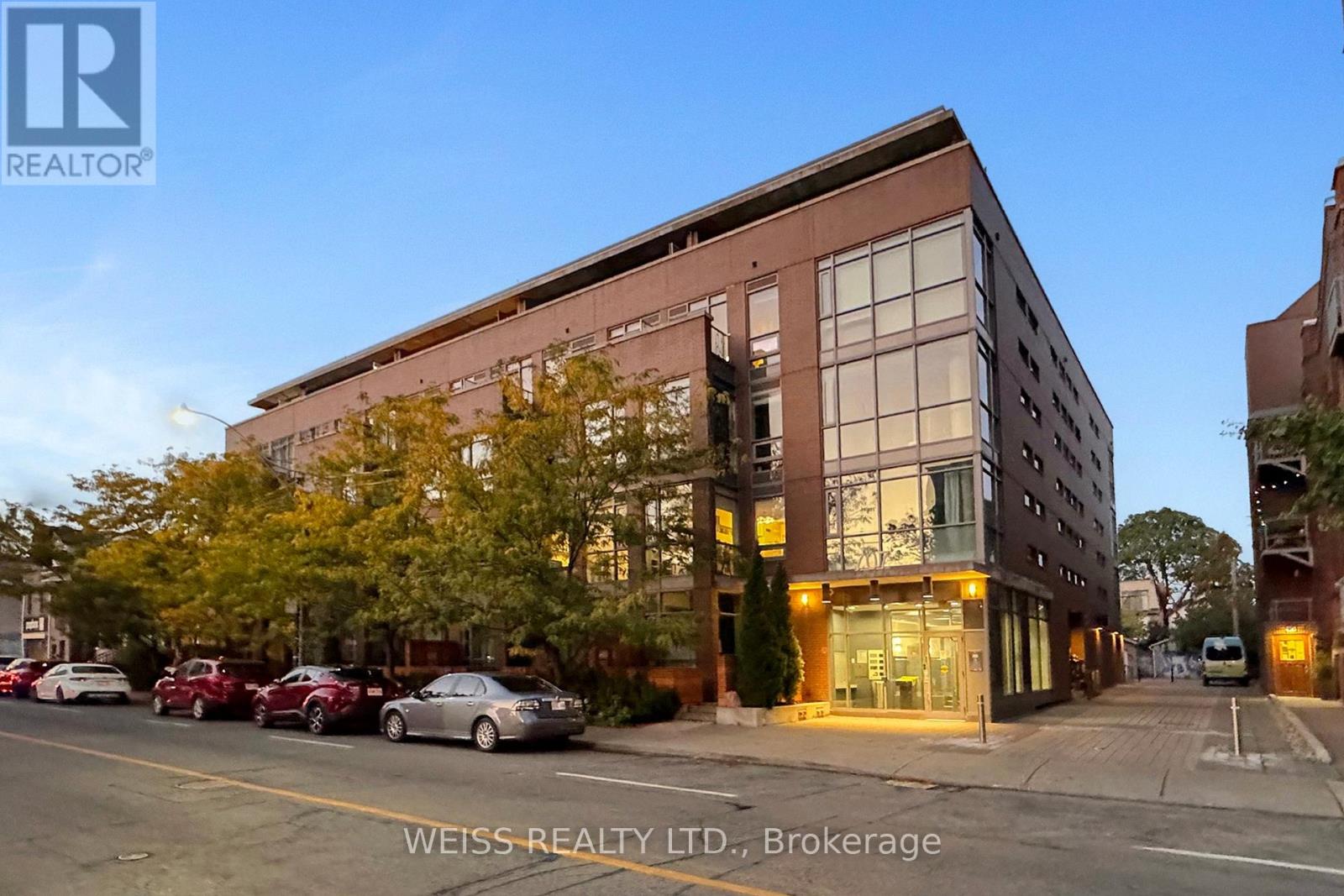 215 - 707 DOVERCOURT ROAD, Toronto, Ontario