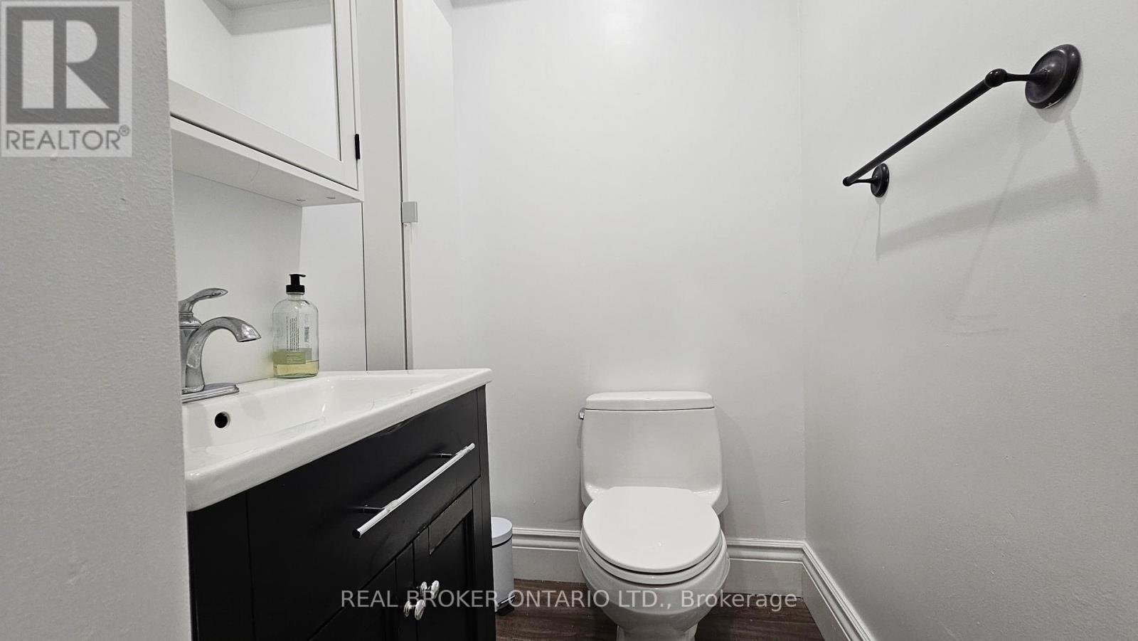 54 Tower Drive, Toronto, Ontario  M1R 3N9 - Photo 17 - E12404419