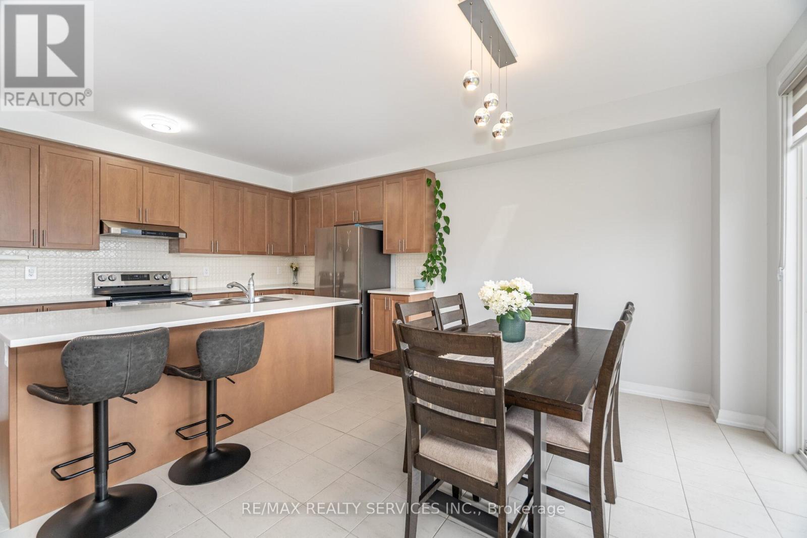 839 Sobeski Avenue, Woodstock, Ontario  N4T 0P2 - Photo 19 - X12428074