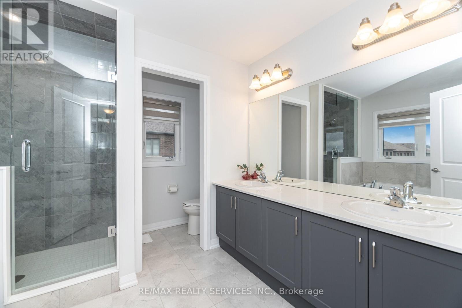 839 Sobeski Avenue, Woodstock, Ontario  N4T 0P2 - Photo 32 - X12428074