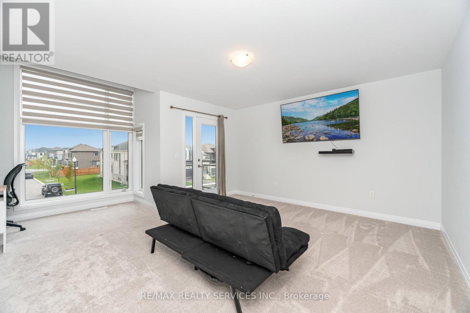 839 Sobeski Avenue, Woodstock, Ontario  N4T 0P2 - Photo 35 - X12428074