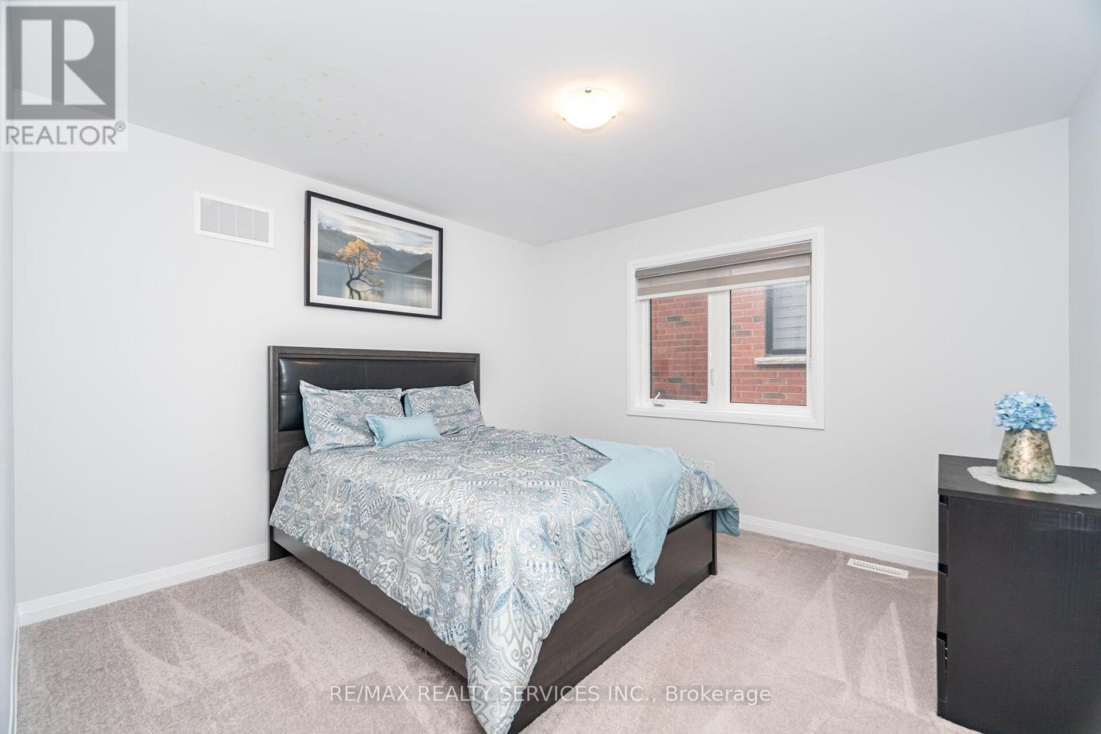 839 Sobeski Avenue, Woodstock, Ontario  N4T 0P2 - Photo 40 - X12428074