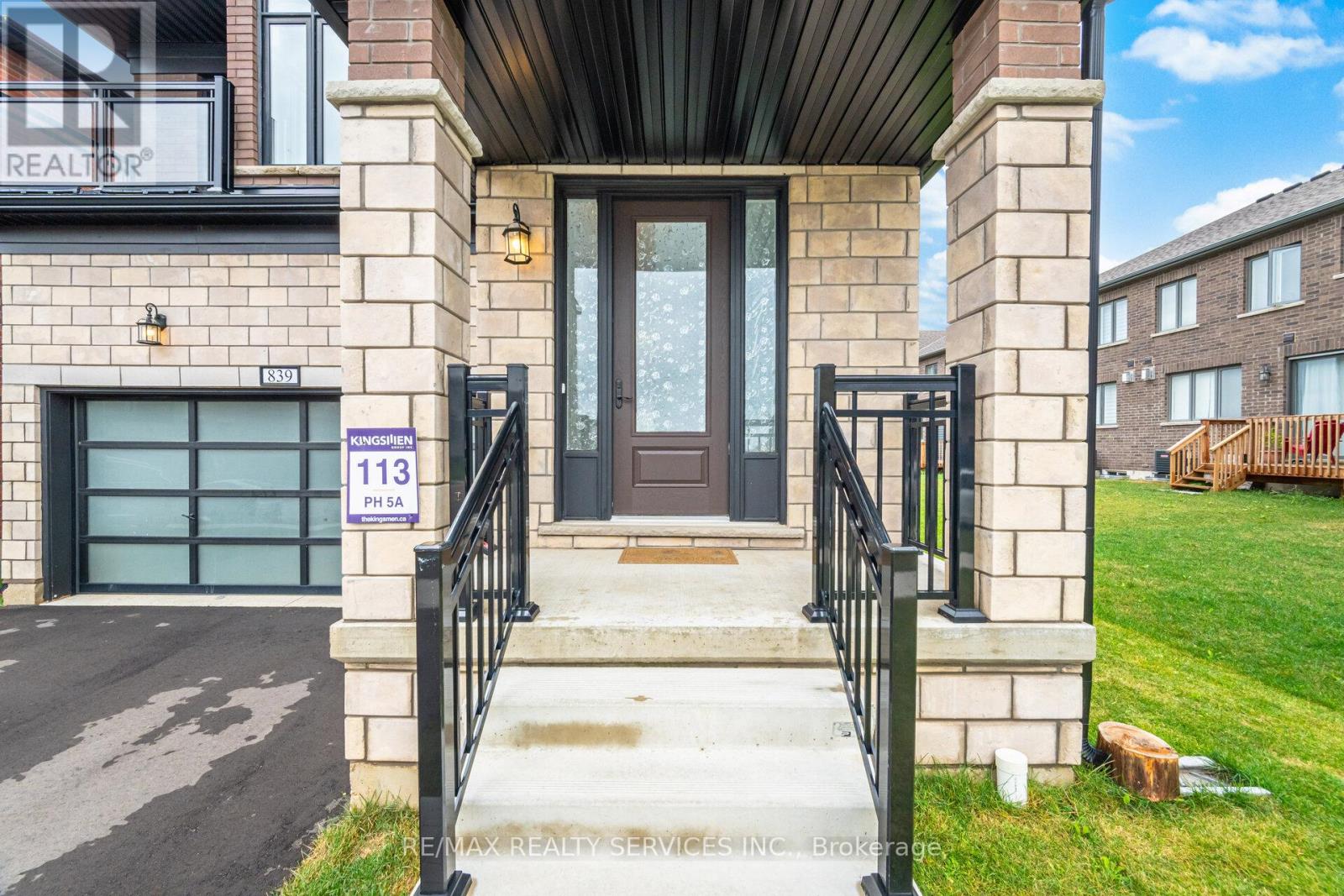 839 Sobeski Avenue, Woodstock, Ontario  N4T 0P2 - Photo 6 - X12428074