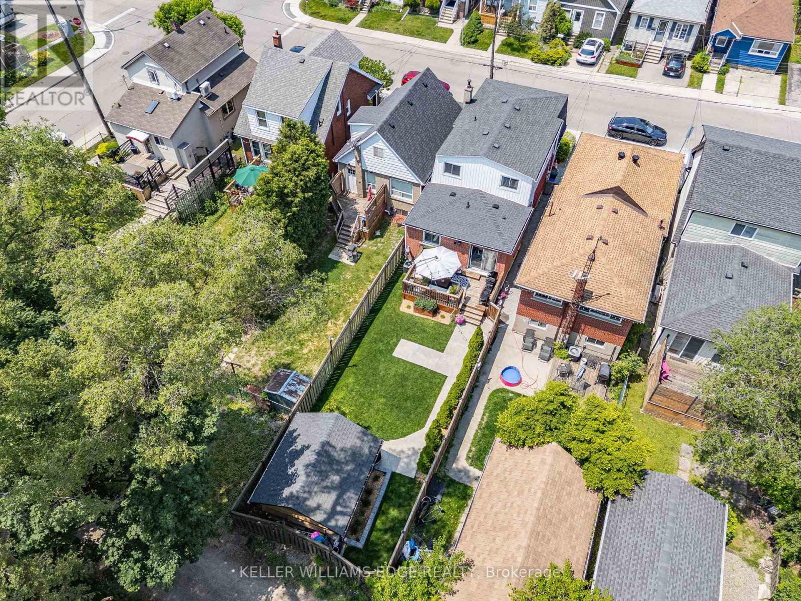 55 East 22nd Street, Hamilton, Ontario  L8V 2V4 - Photo 2 - X12428081