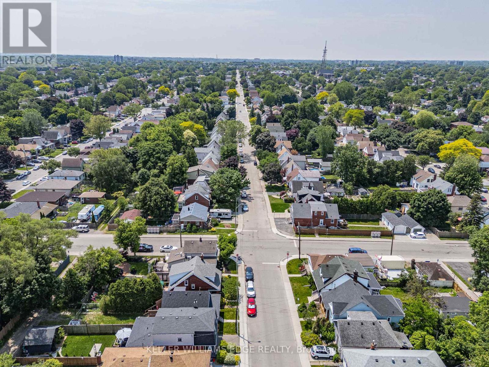 55 East 22nd Street, Hamilton, Ontario  L8V 2V4 - Photo 45 - X12428081