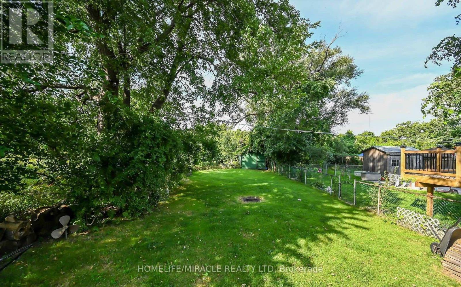 198 Beach Boulevard, Hamilton, Ontario  L8H 6V9 - Photo 14 - X12070373